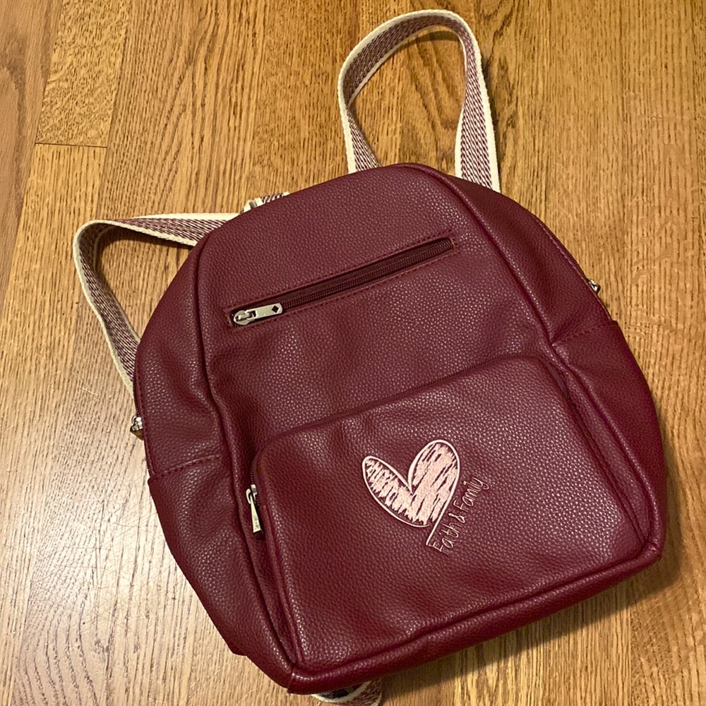Thirty-one Small Burgundy Backpack